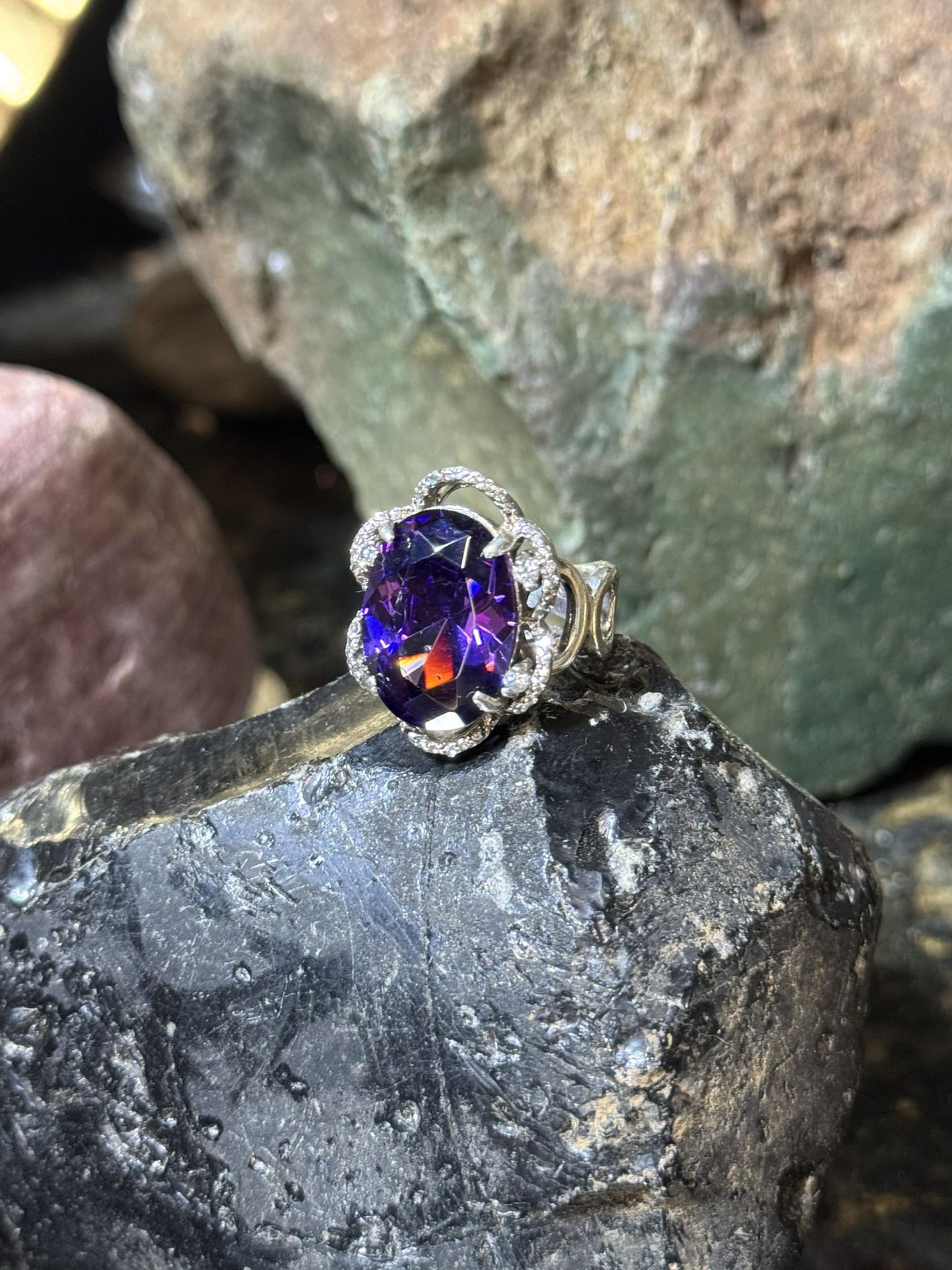 💜 Elegant Vintage-Style Amethyst Ring – Size 9 (925 Sterling Silver)