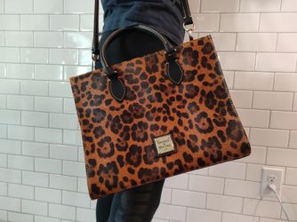 Dooney & Bourke Crossbody Handbag