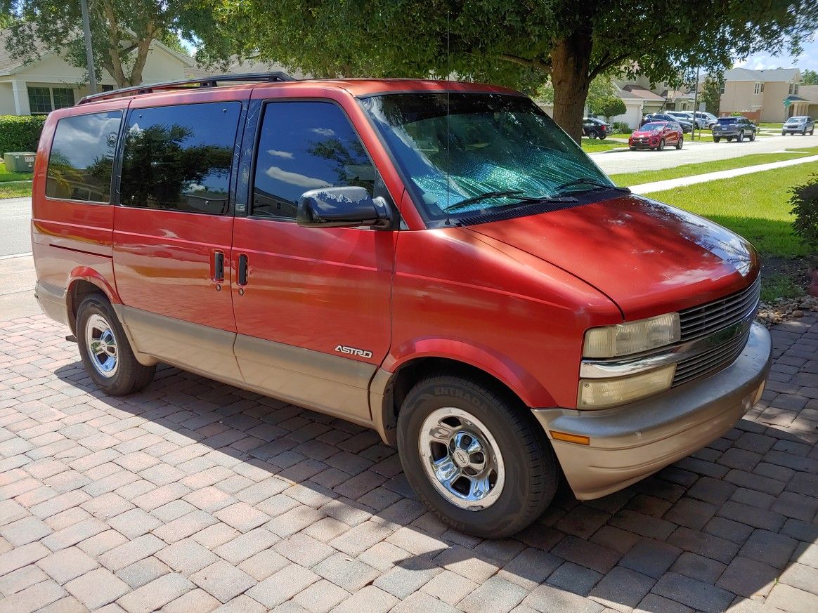 2000 Chevrolet Astro Van for Sale in Davenport, FL OfferUp
