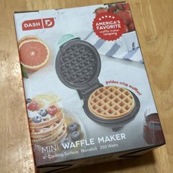 Mini Waffle Maker 