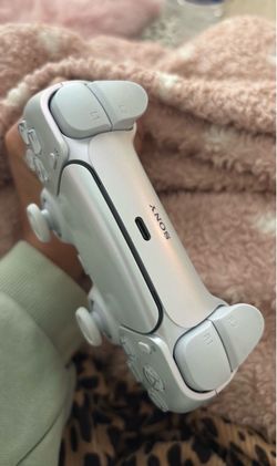 PS5 controller