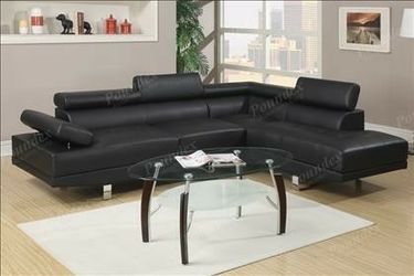 2 pc sectional black or white