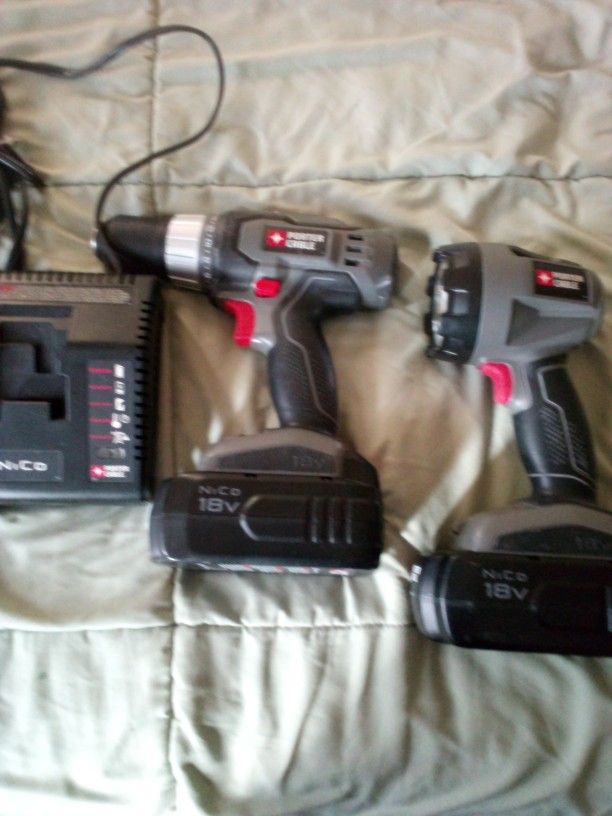 Porter And Cable Drill, Flash Light, 2 Battery And Charger