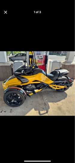 Can-Am Spyder Daytona Edition