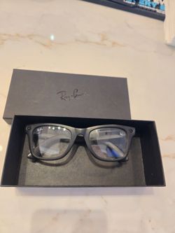 Ray-Ban Meta Wayfarer Smart Glasses Gen 1 – Transitions – Tested + 2 Chargers