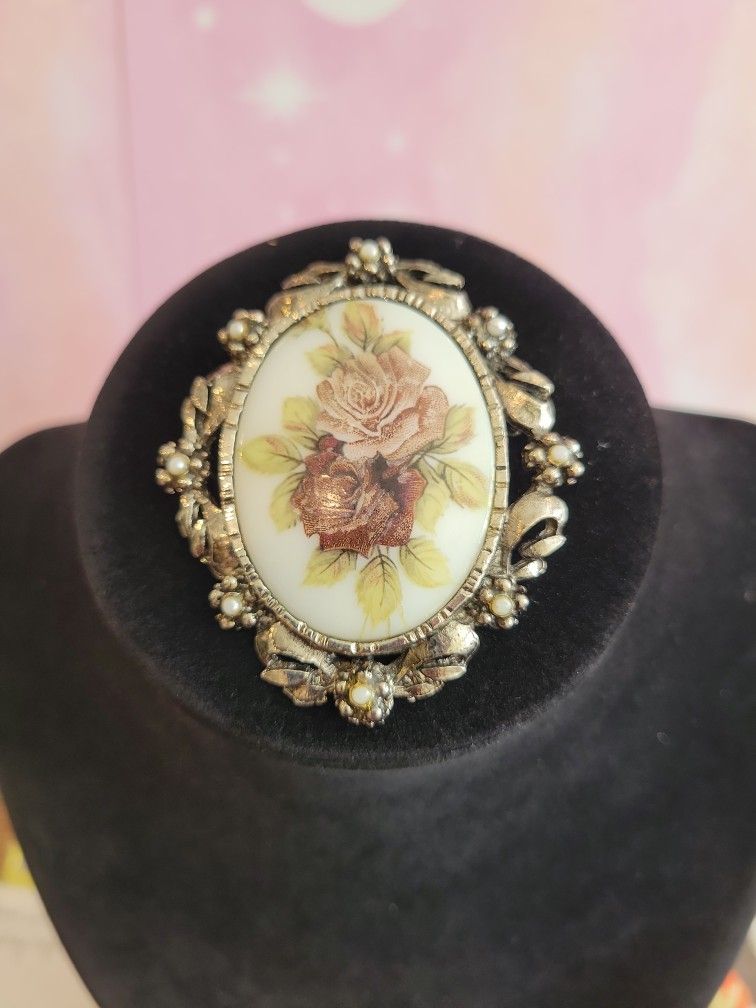 Vintage Filigree Floral Roses Cameo Goldtone Faux Pearl Beads Brooch Pendant 2×2.25" Large F10