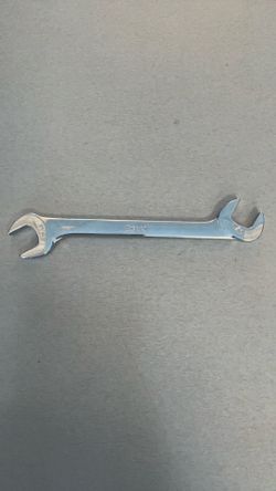 Snap On 11/16  wrench VS22