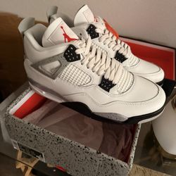 Jordan 4 retro Size 11 