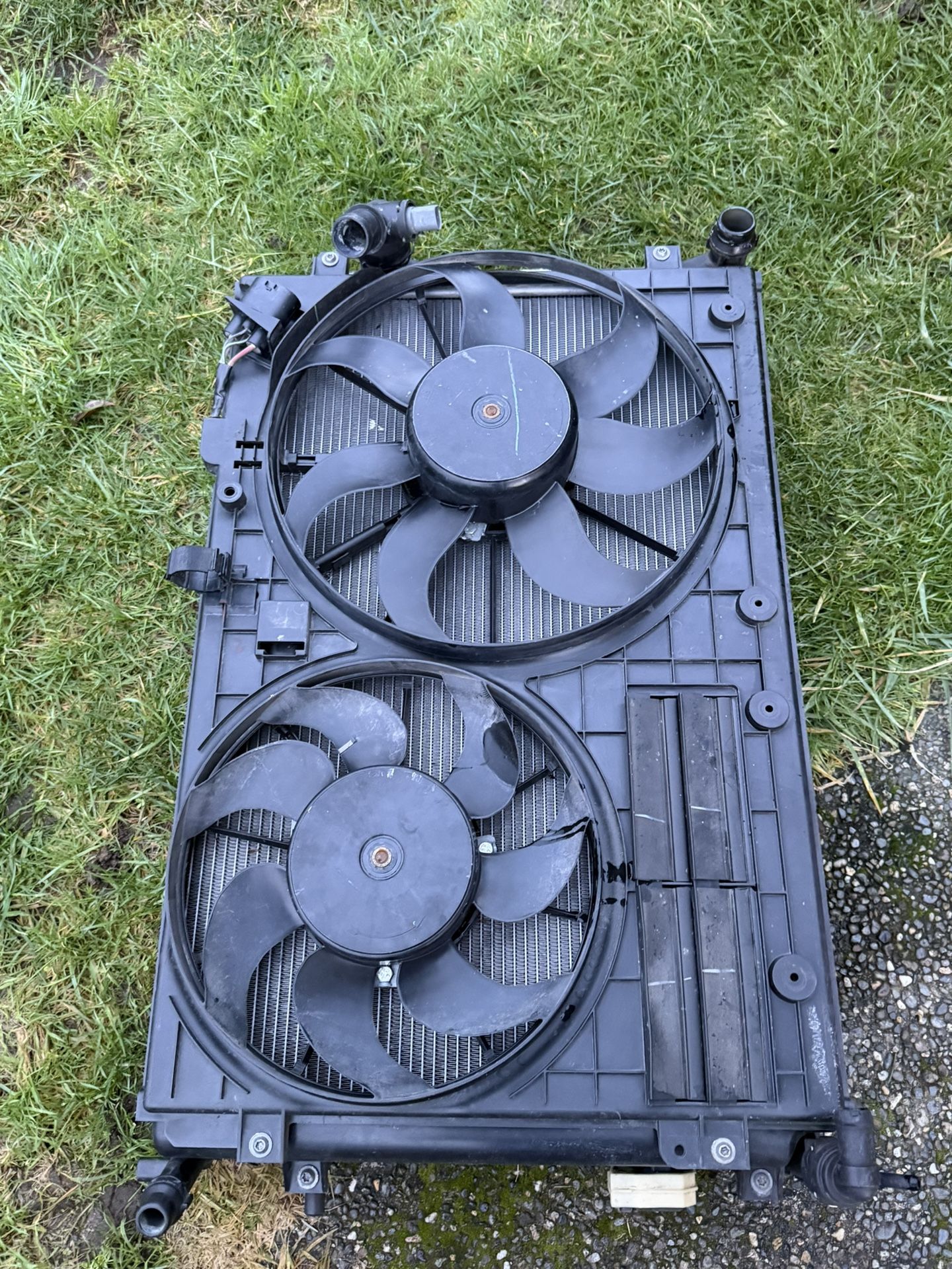 Vw Jetta Mk6 Oem Radiator