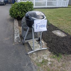 Free  Outdoor Grill 