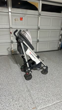 Uppababy G-LUXE umbrella stroller