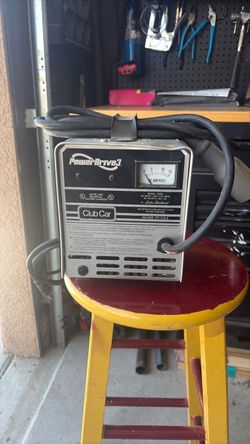 Golf cart charger