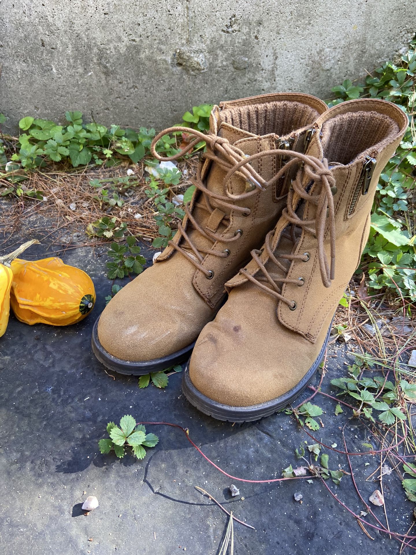 Mix No. 6 Womens Brown Ankle Boots Size 7.5