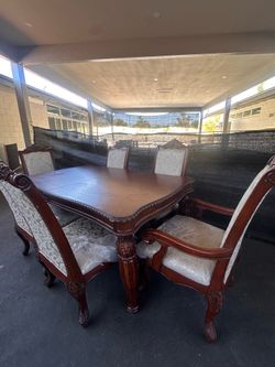 Dinning Table 8 chairs