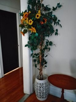 Tree deco with base