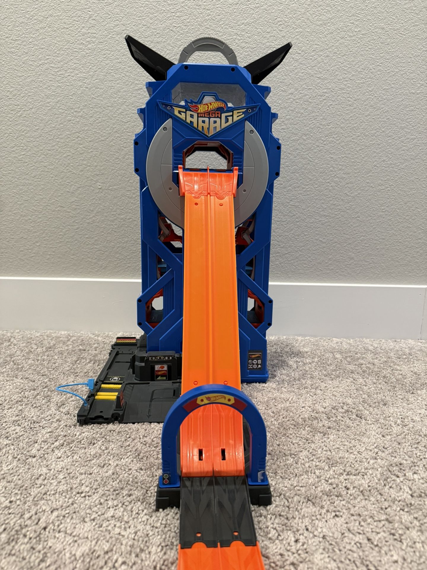 Hot Wheels Mega Garage