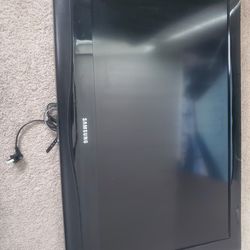 32" Black Samsung Monitor