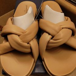 Flat Sandal