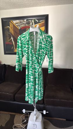 Green print dress