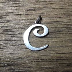 JAMES AVERY SCRIPT INITIAL "C" silver CHARM