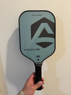 Selkirk Mach6 Vanguard 2.0 Pickleball Paddle