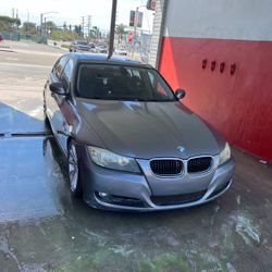 2011 BMW 325i