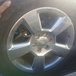 20" CHEVY SILVERADO LTZ 6LUG WHEELS TIRES  (4)