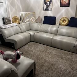5 Piece Sectional With Two Recliner 