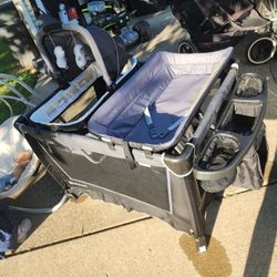 Graco Pack N Play 