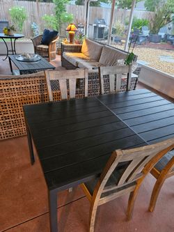 Patio Table & 4 Chairs