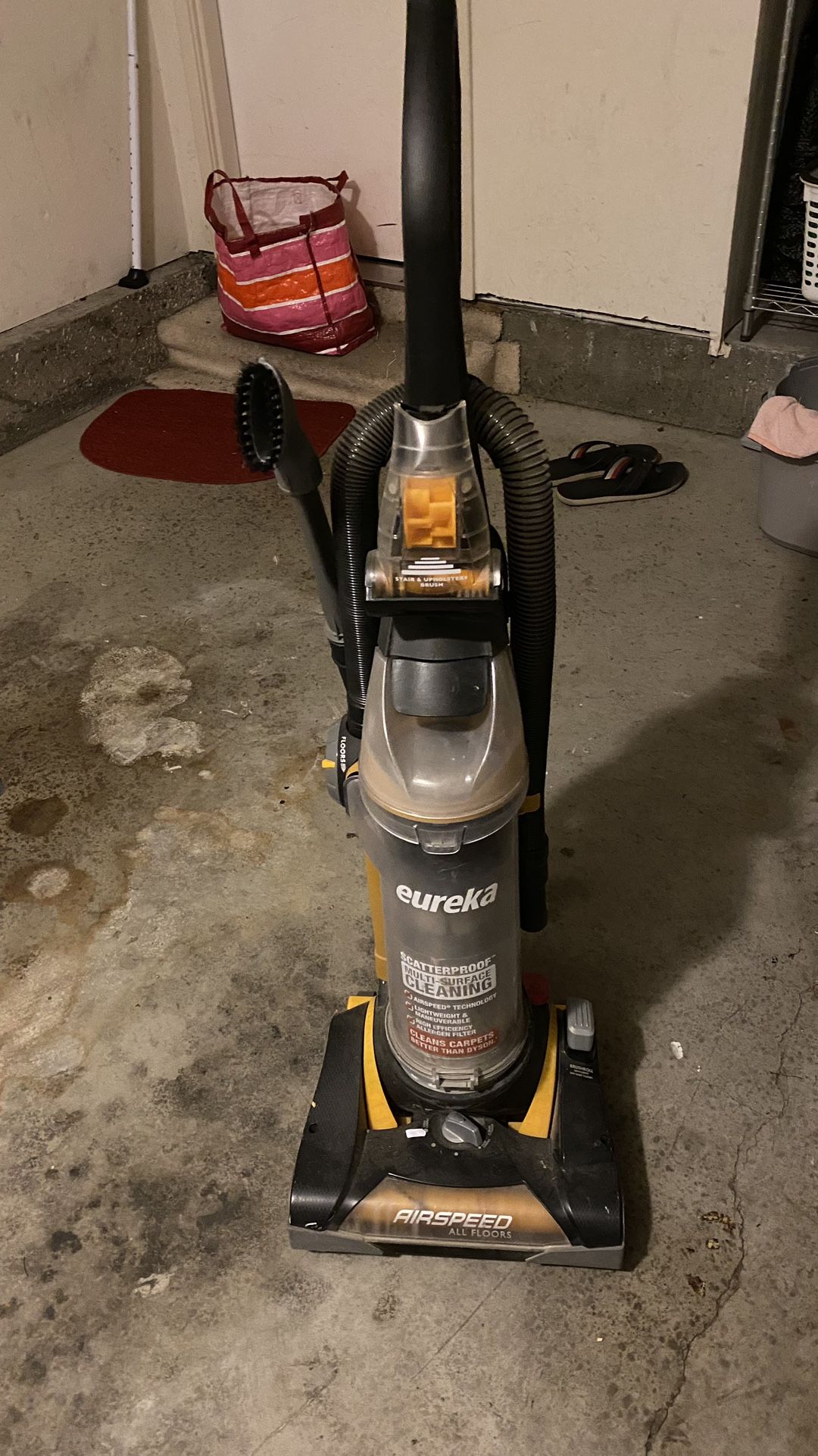 Eureka  Vacuum Cleaner 