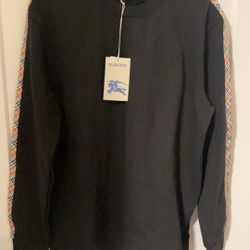 Burberry Pull Over Sweater