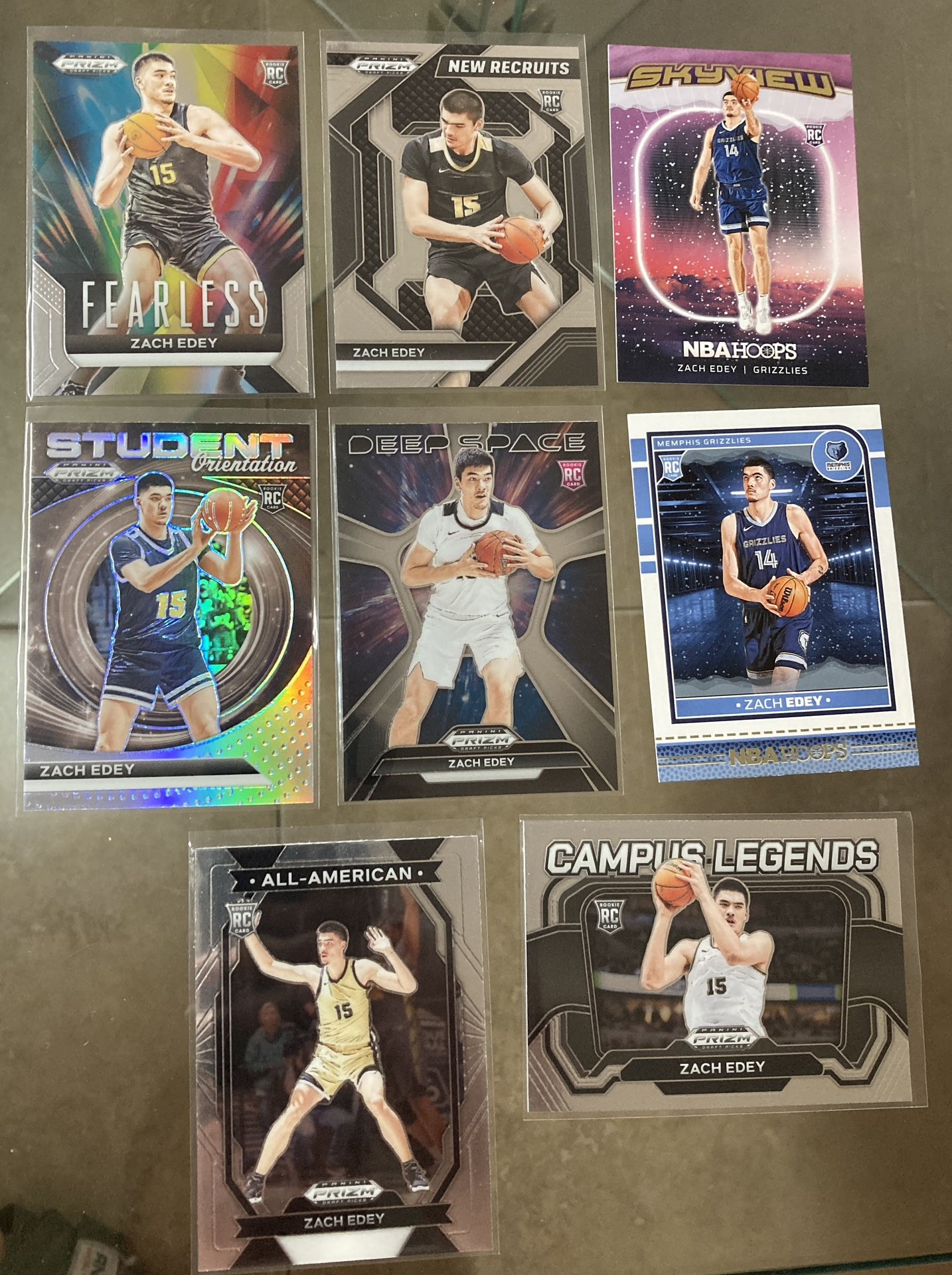 8 card NBA basketball Grizzlies lot Zach Edey Skyview Fearless Deep Space etc Etc All cards are In good condition near mint to mint - gem. .