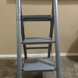 Step Ladder