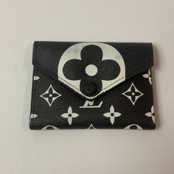 LOUIS VUITTON Monogram Wallet 