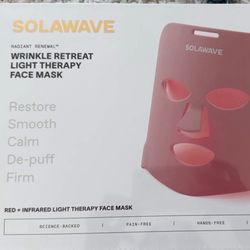 Solawave Wrinkle Retreat Light Therapy Face Mask