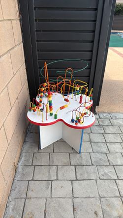 Fleur Rollercoaster activity table