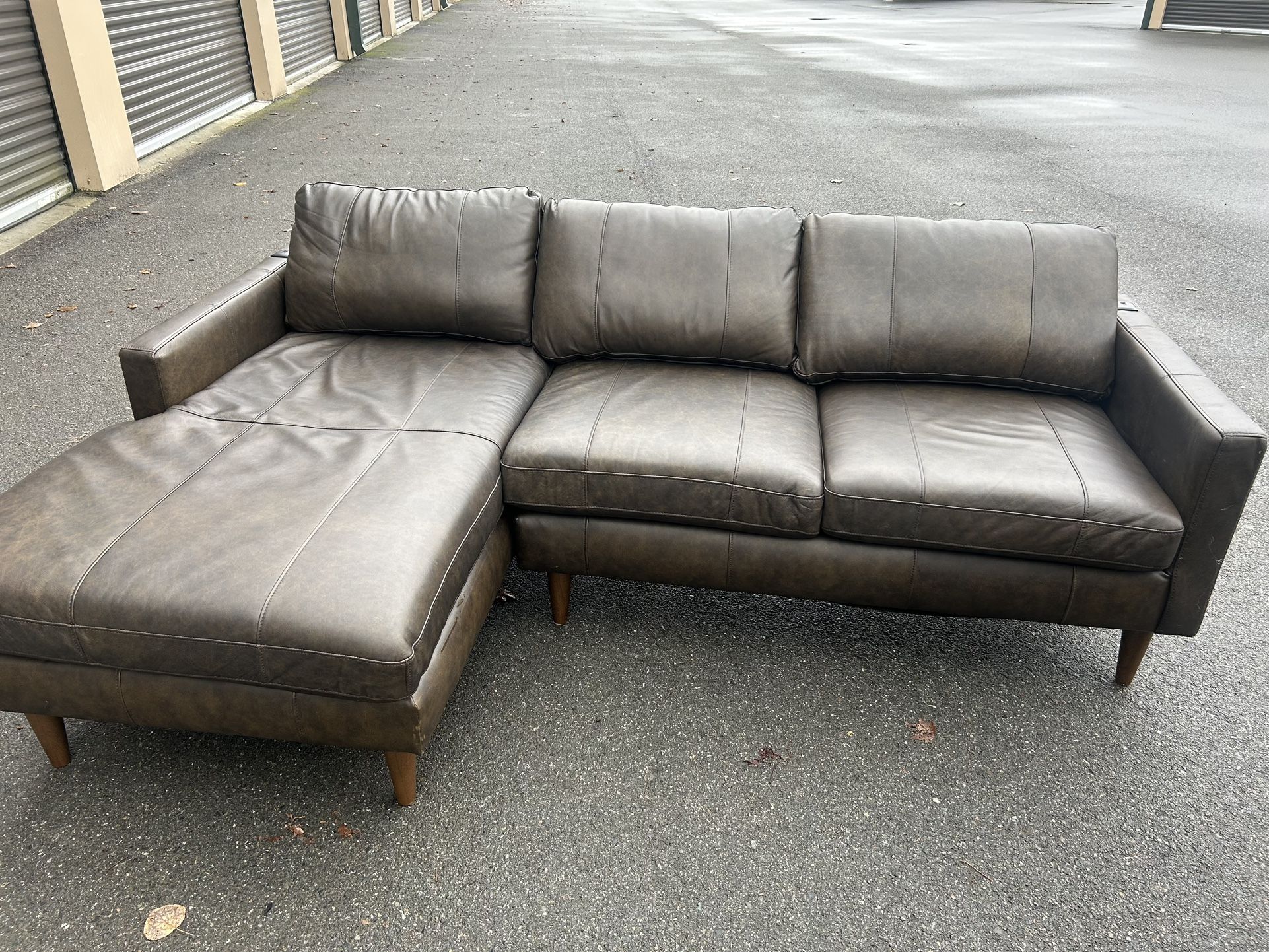 Sectional Couch 