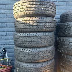 265/65 R17 MICHELIN A SET OF FOUR USED TIRES