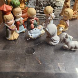 Vintage Avon Nativity