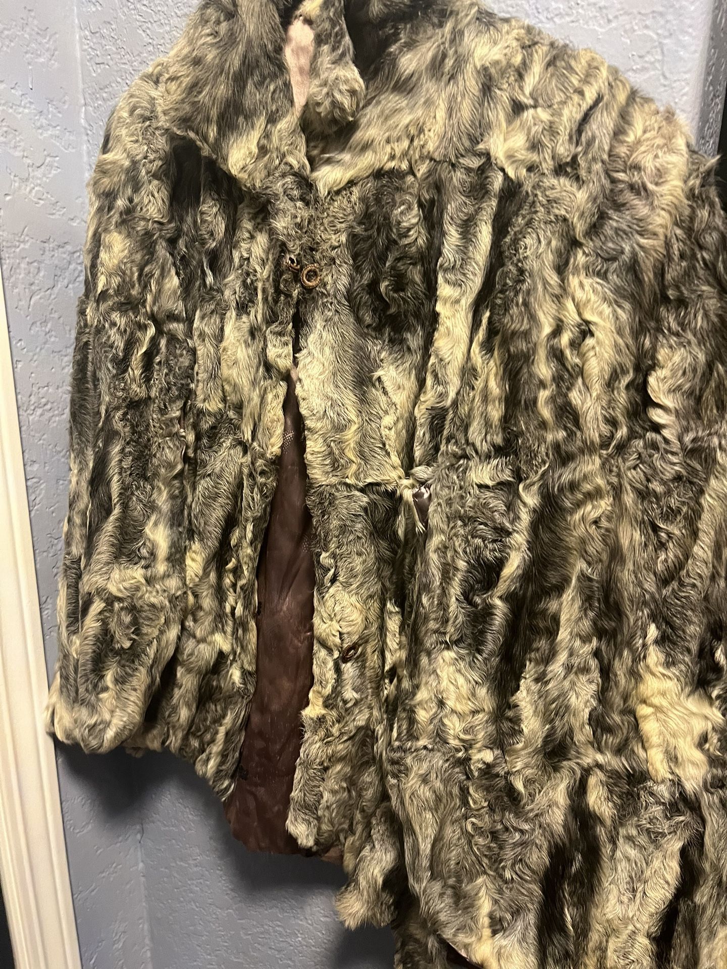 Rabbit? Fox? Fur Shawl Style Coat By Artic Fox