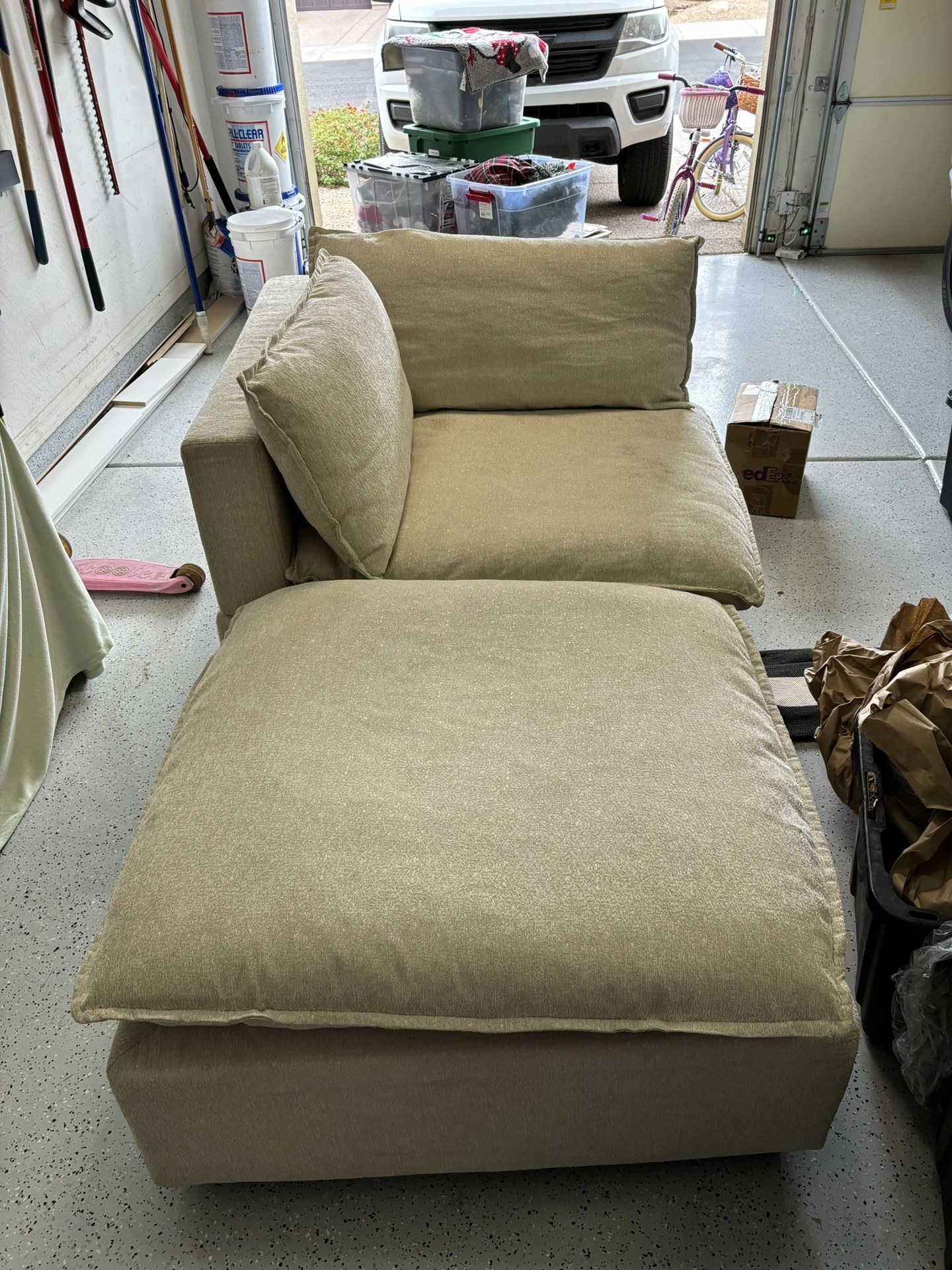 Oversized Chair & Ottoman - Albany Park