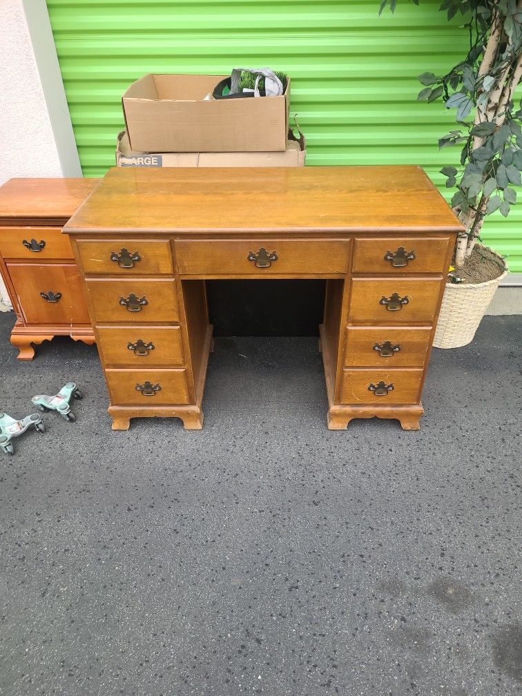 Desk