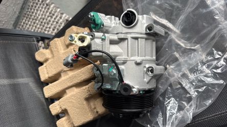 A-Premium Air Conditioner AC Compressor with Clutch