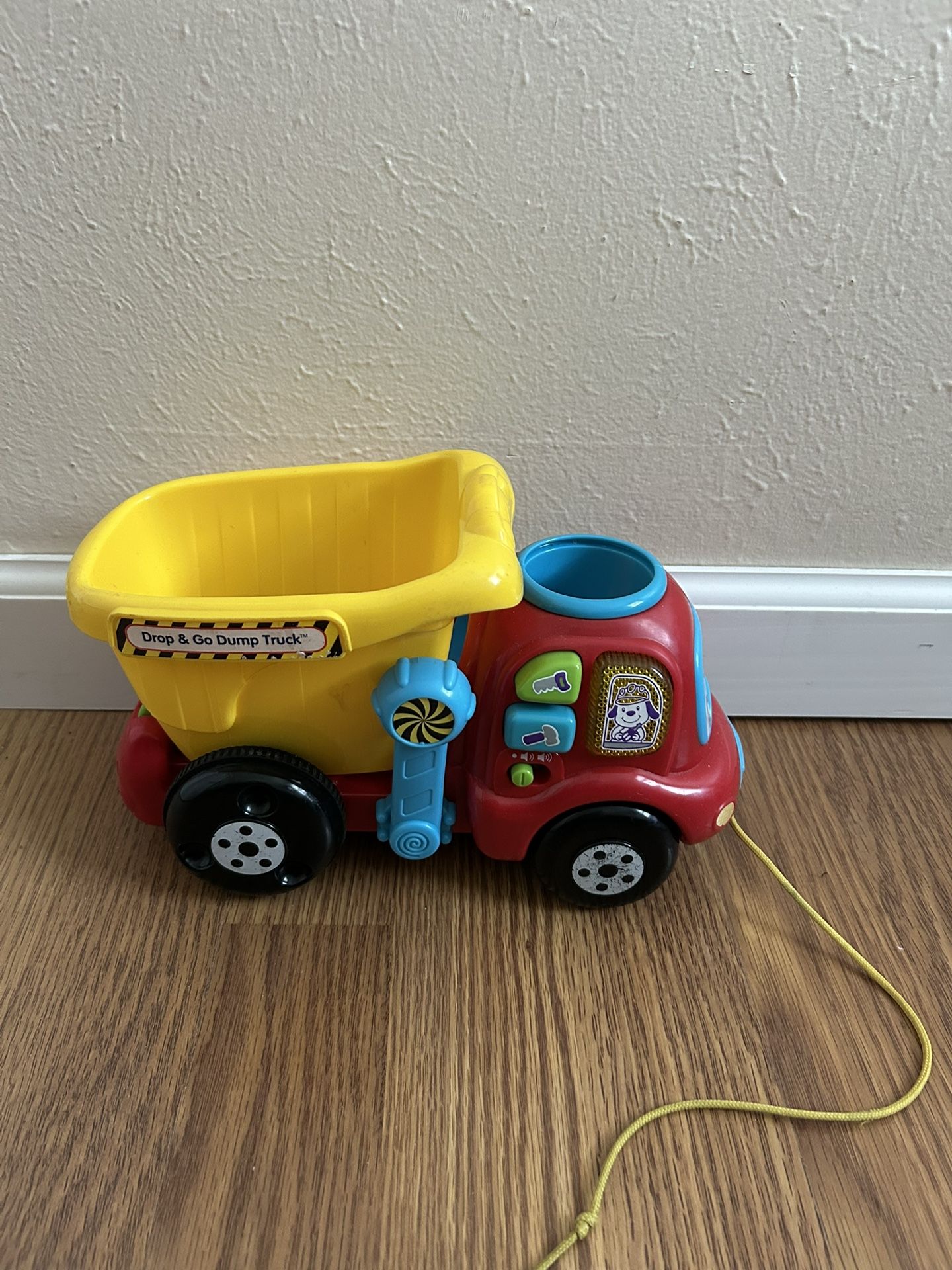 Pop & Pull Dump Truck Sound Toy