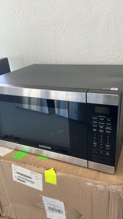 Tabletop microwave