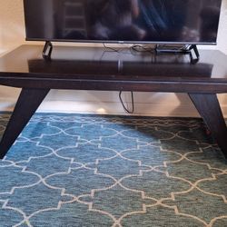 Coffee Table, 2 End Tables And Recliner
