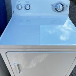 G&E Dryer Machine 