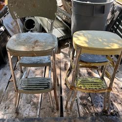 Vintage high chair, step up chair 