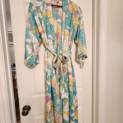 Beautiful Womens Robe Size S